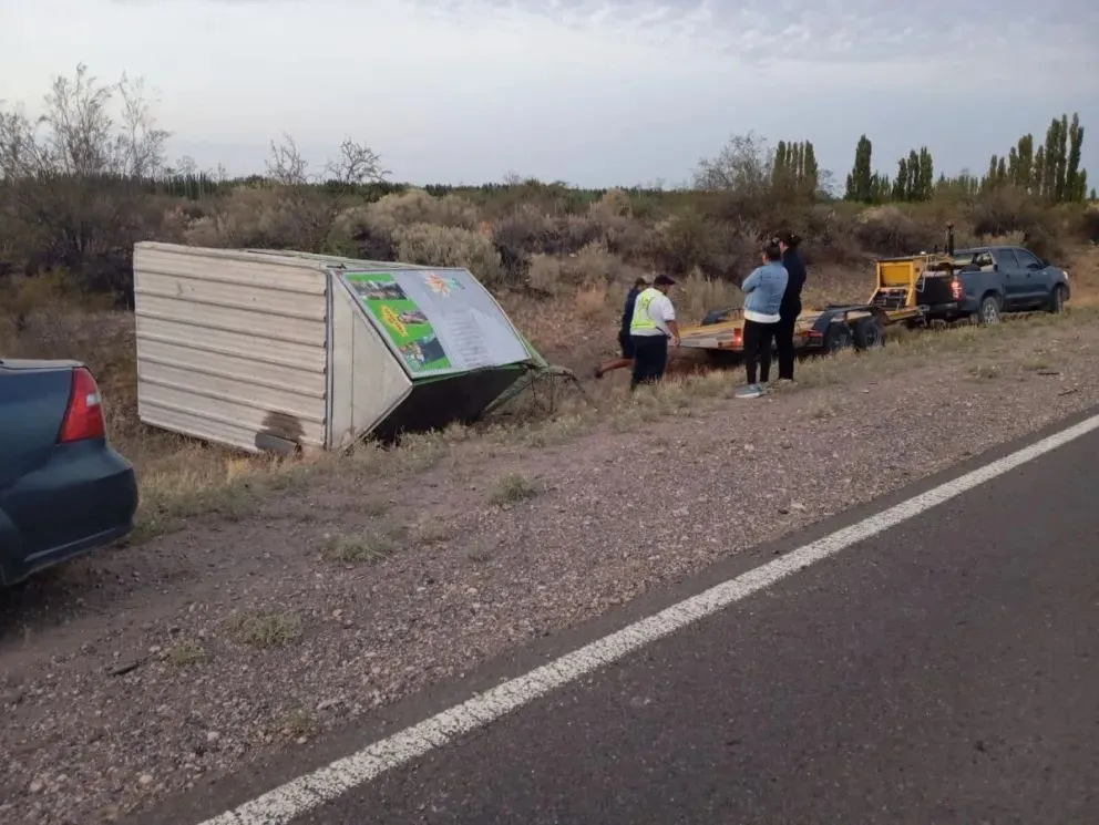 El incidente se produjo cuando la conductora intentó sobrepasar otro rodado. (Foto gentileza)