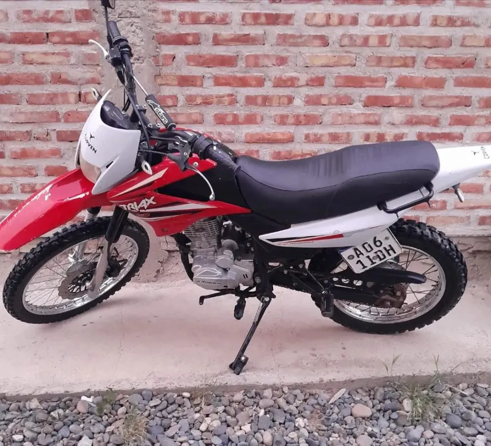 La moto Corven fue robada del predio del hospital. Foto (Gentileza).