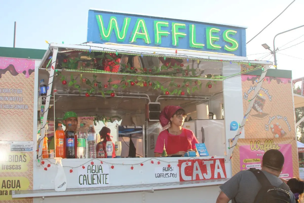 Los waffles, una propuesta riqu&iacute;sima al alcance de los asistentes. Foto (Tania Domenicucci-ANR).