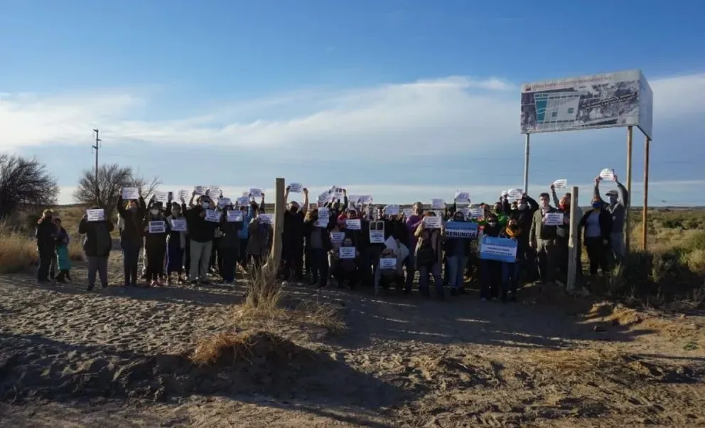 Las familias afectadas tenían previsto reforzar su reclamo en el recinto de la Ciudad Judicial con bombos y platillos. (Foto gentileza)