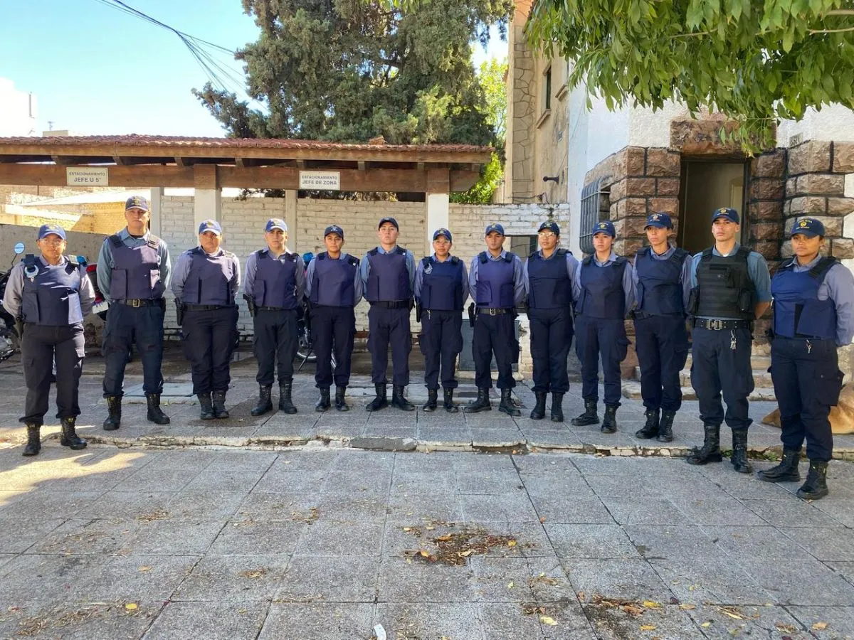 Para Regina y zonas aleda&ntilde;as se sumaron 12 agentes. Foto (Gentileza).