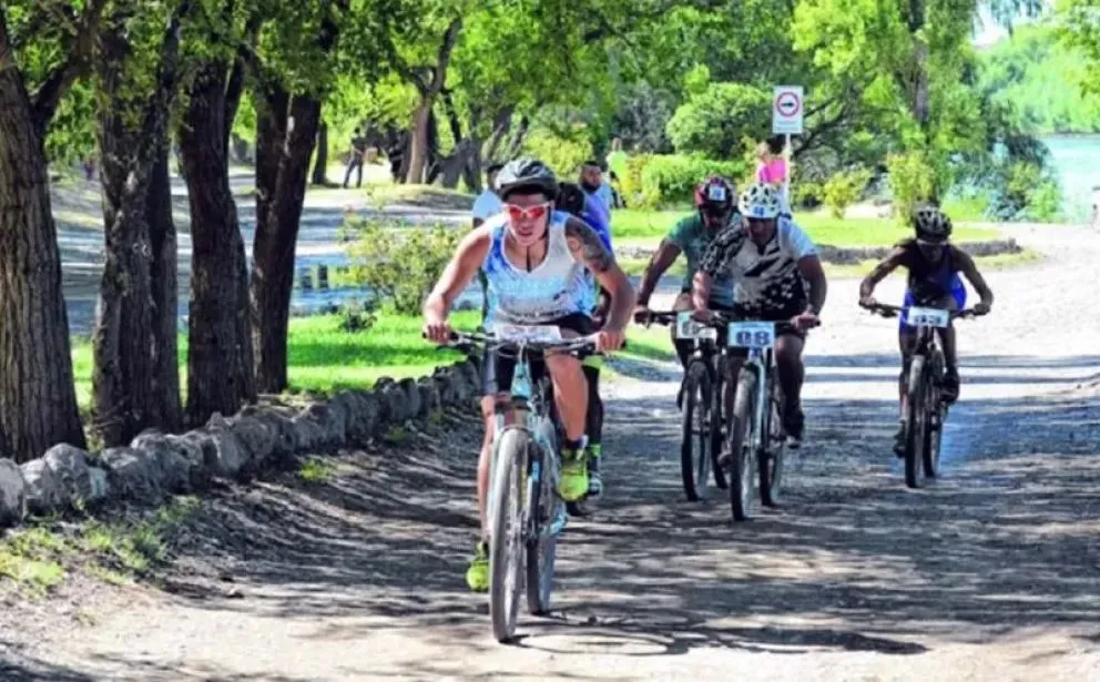 La disciplina de ciclismo comenzará y finalizará en la Isla 58. (Foto archivo)