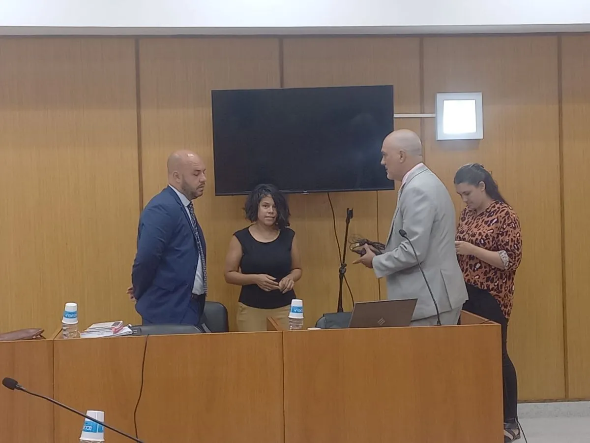 El fiscal jefe Santiago M&aacute;rquez Gauna y el abogado querellante Agust&iacute;n Aguilar. Foto (Tania Domenicucci-ANR).