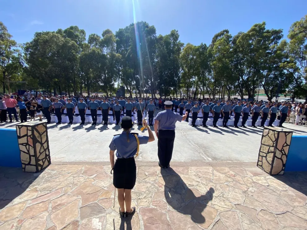 La medida alcanza un total de 4677 beneficios, de los cuales 1146 corresponden a pensiones y 3531 a retirados.