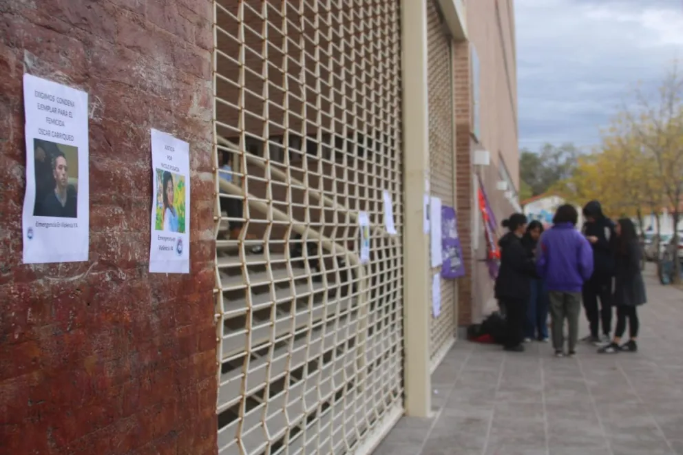 Ambas agrupaciones señalaron la urgencia de políticas públicas efectivas para prevenir femicidios.(Fotos Tania Domenicucci-ANR)