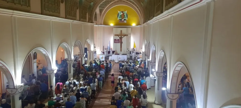 Se espera que asistan, además de feligreses, referentes locales. 