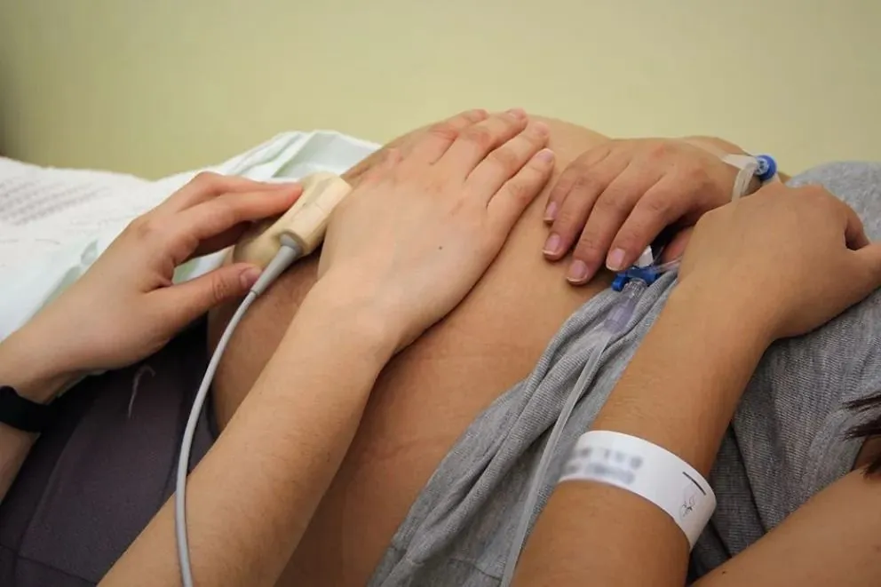 El hospital ofrece espacios de acompañamiento e información durante todo el año, así cómo también los centros de atención barriales. (Foto ANRoca)