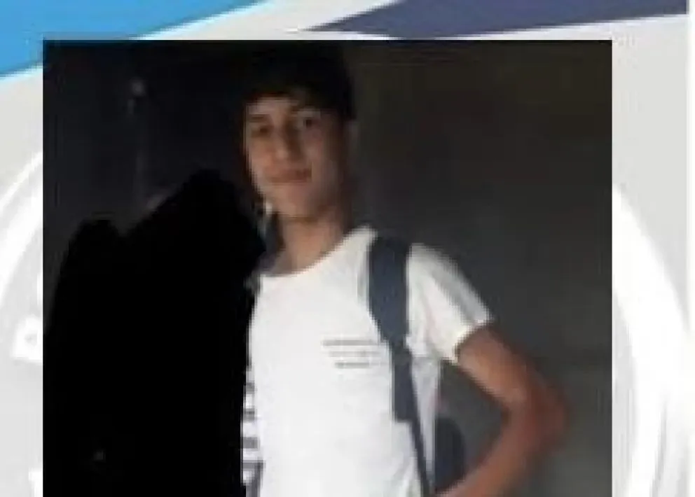 Cualquier persona que pueda aportar información se comunique de inmediato al 911.