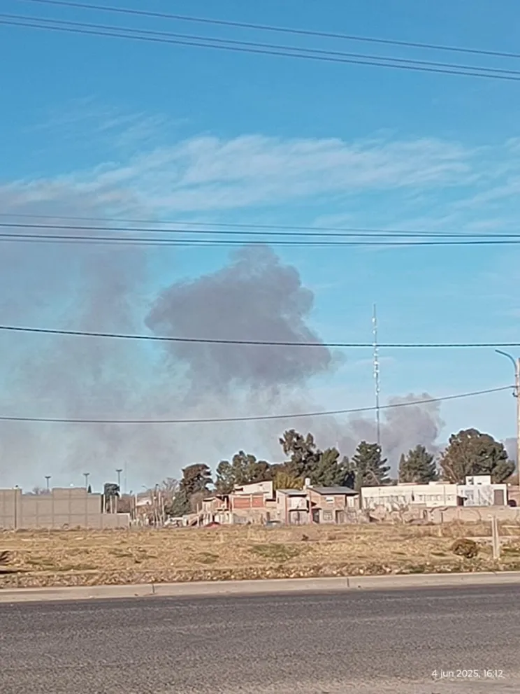  El fenómeno proviene del sector sur de la ciudad. (Foto gentileza)