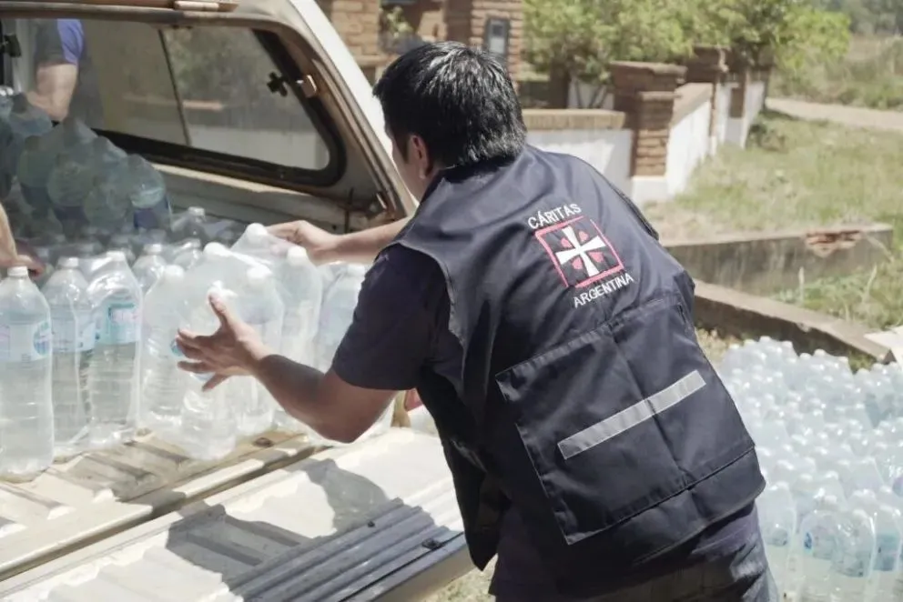 Con lo recaudado en la Colecta Anual, Cáritas sostiene comedores, talleres de oficio, programas de primera infancia, apoyo escolar, asistencia alimentaria y prevención de adicciones, entre otros. Foto (Caritas).
