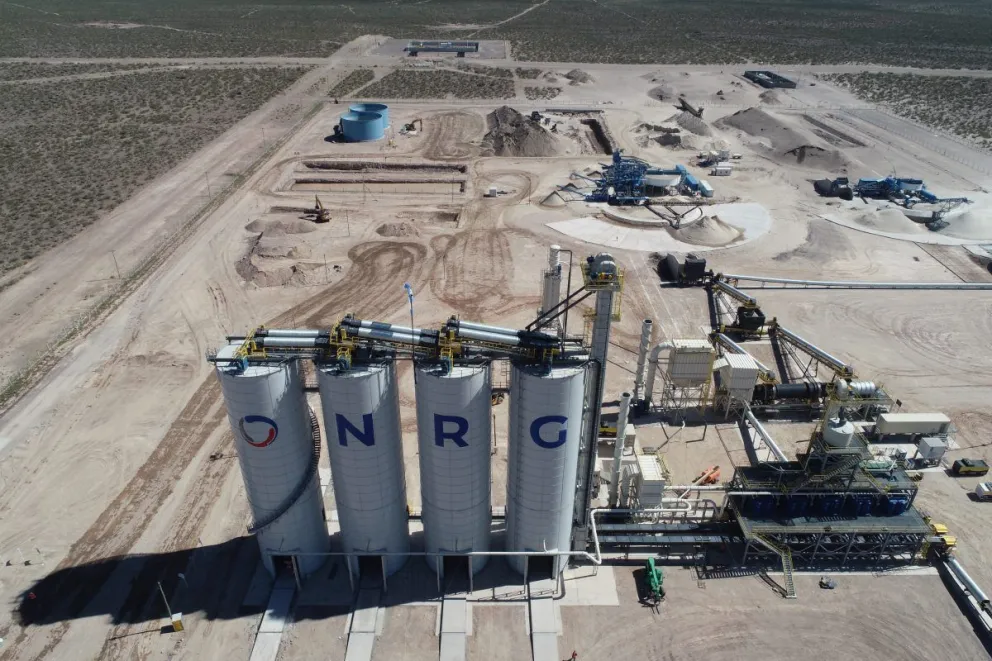 La empresa vende arena para el complejo petrolero Vaca Muerta. 