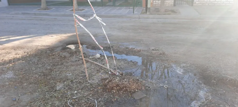 El sector donde se encuentra la pérdida de agua. Foto: Gentileza