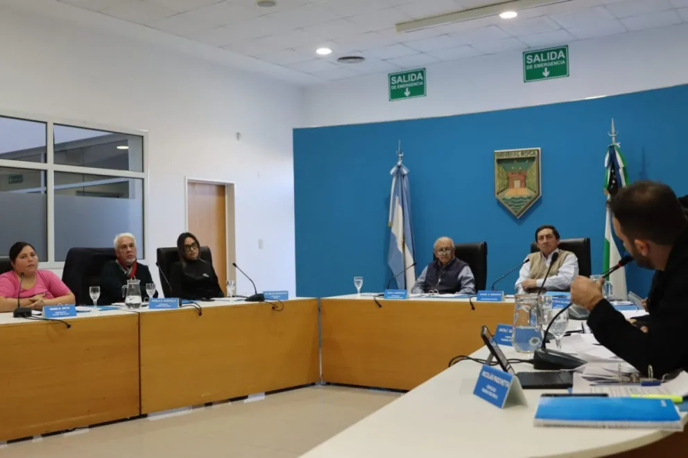 La audiencia pública de esta noche permitirá a los vecinos expresar observaciones sobre el Presupuesto 2026 antes de su tratamiento en el Concejo. Foto: Tania Domenicucci-ANR