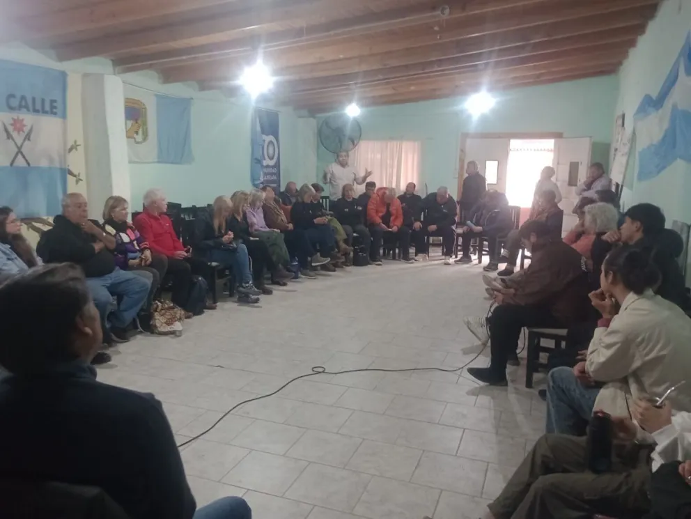 A nivel local, se hizo hincapié en la crisis hospitalaria que afecta a la ciudad. (Foto gentileza)