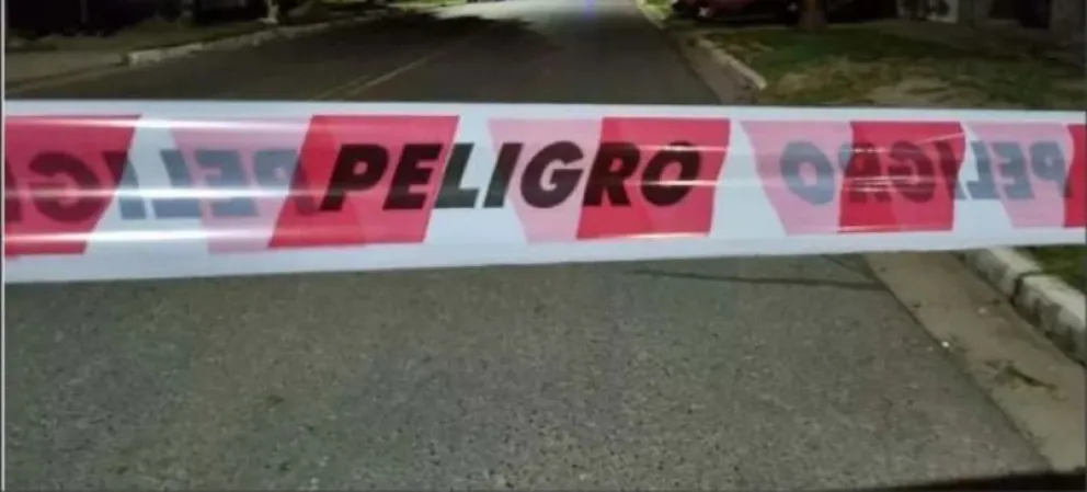 Desde la justicia analizan si el ataque se trató de un error y si los tiradores buscaban otro domicilio y se equivocaron.

