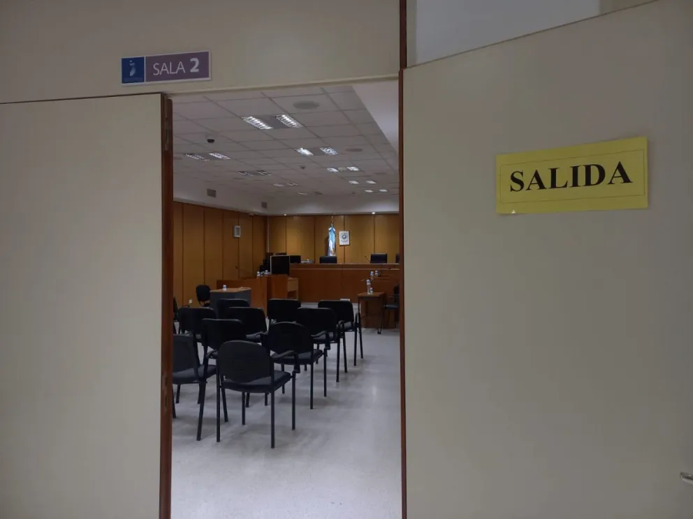 La audiencia en que imputaron a Sura se realizó sin prensa en la sala por haber un menor involucrado. Foto (Tania Domenicucci- ANR).