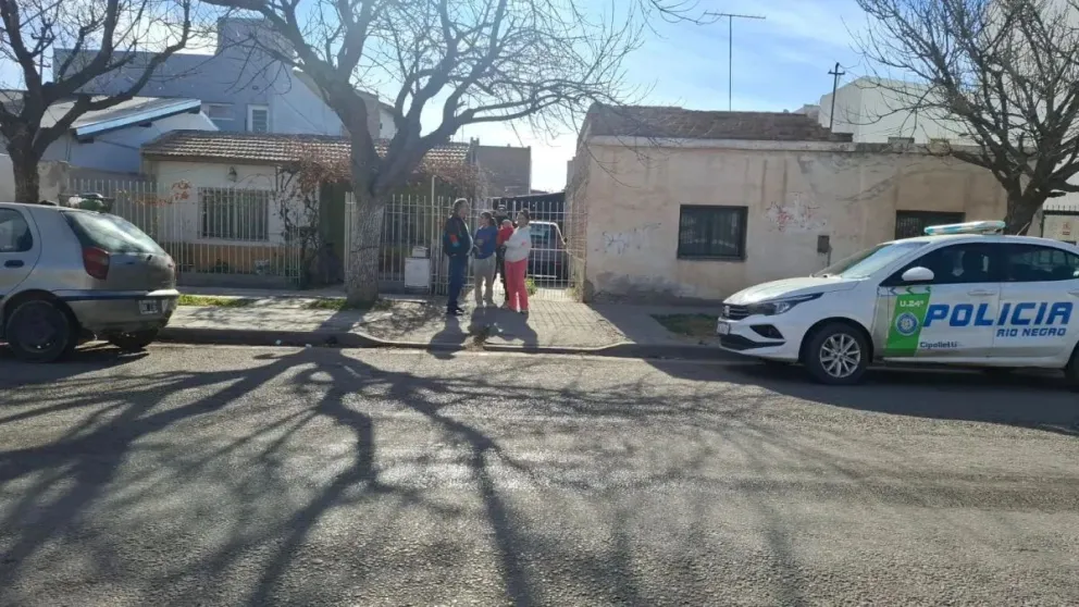 El hallazgo fue en un monoambiente que alquilaba la persona que fue encontrada sin vida. Foto: Cipo 360