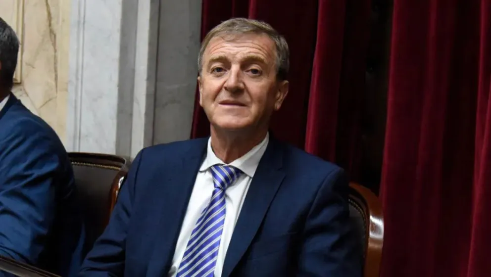 La imagen negativa del actual diputado nacional es del 44%.