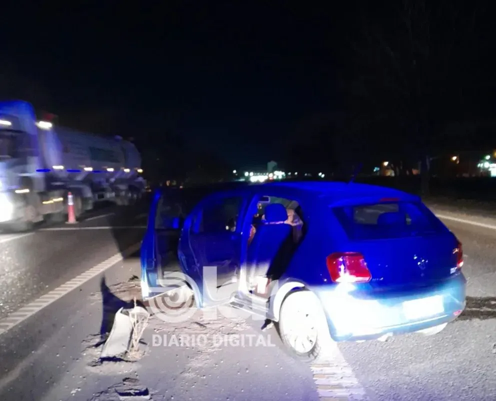 El impactó contra el guardarrail ocurrió minutos antes de las 7 frente a barrio Don Bosco.