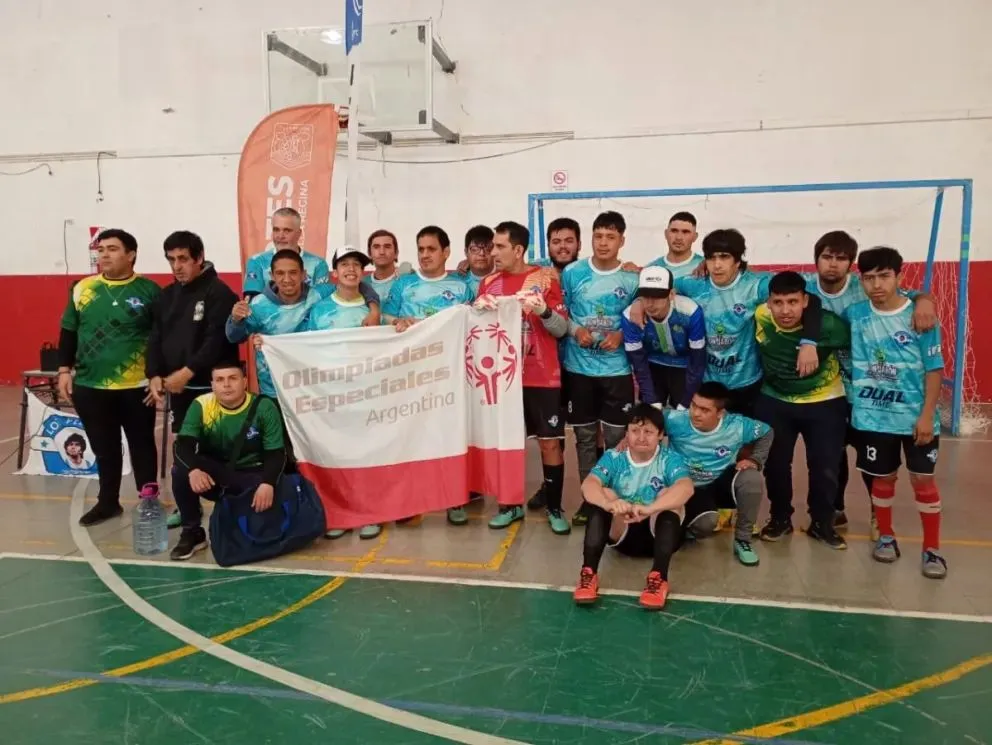 "Sentimos un enorme orgullo por nuestros jugadores, verlos crecer dentro y fuera de la cancha nos llena de alegría", expresaron desde la comisión de madres y padres. Foto (gentileza)