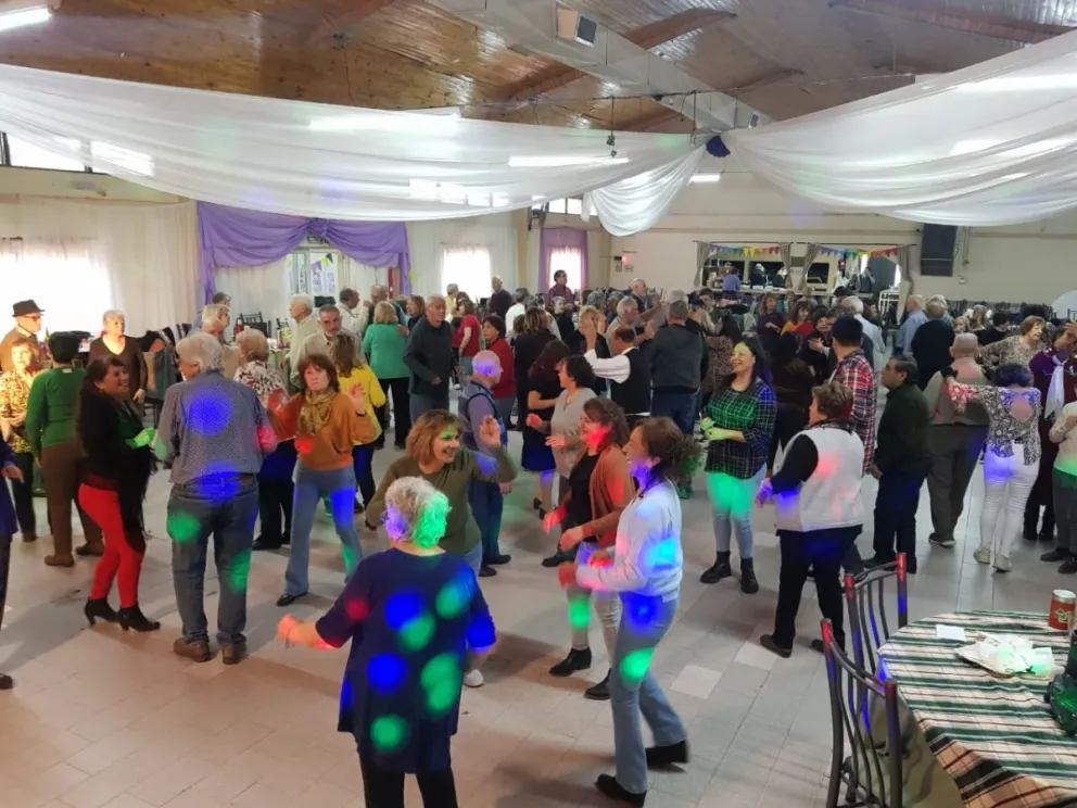 El Centro de Jubilados y Pensionados de General Roca cumple medio siglo de vida. (Foto gentileza)