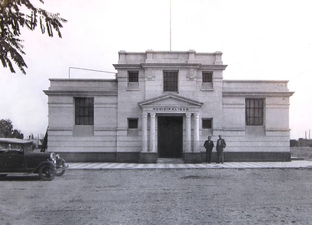 El Municipio de Roca en sus inicios, en calle Espa&ntilde;a