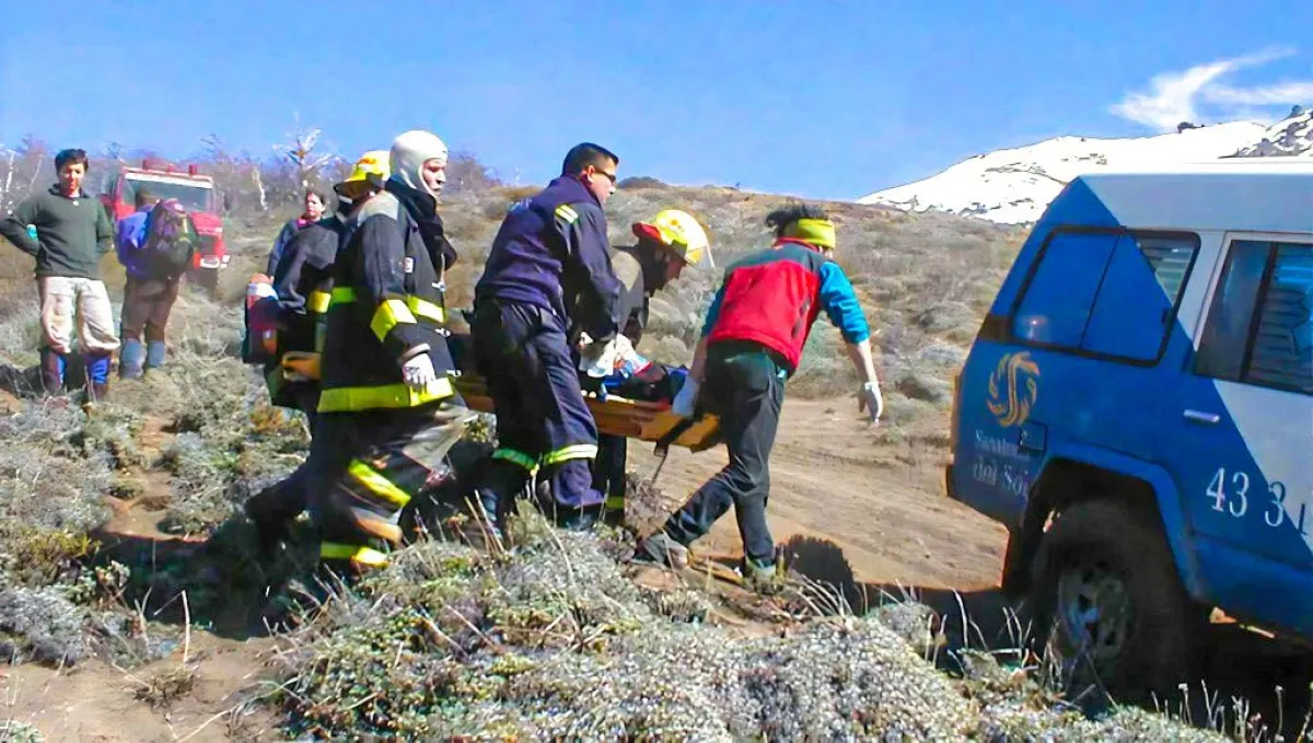As&iacute; fue el rescate en Cerro Vetana. Foto (culturademontania.org.ar)