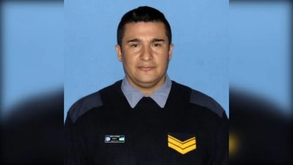 El agente policial que fue reconocido por el gobernador por su heroico accionar.  
