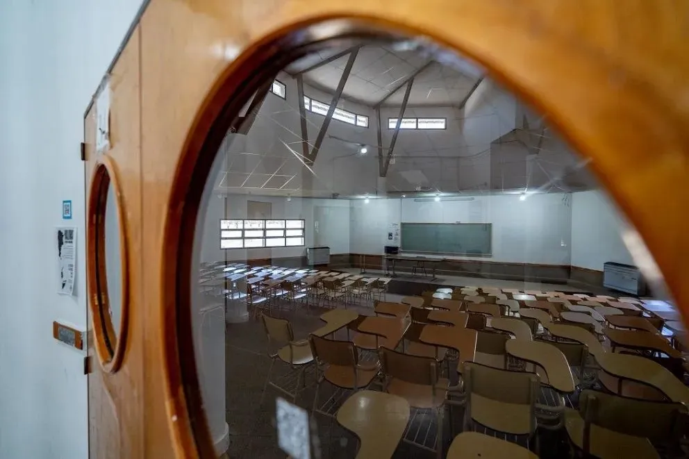 Al paro del viernes 12 de septiembre adhieren todas las casas de estudio en Roca. (Foto ANR)