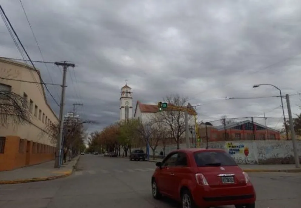 Para este jueves 18 se espera una mínima de 5°C y una máxima de 18°C. Durante el día podrían registrarse lluvias. Foto (Tania Domenicucci-ANR)
