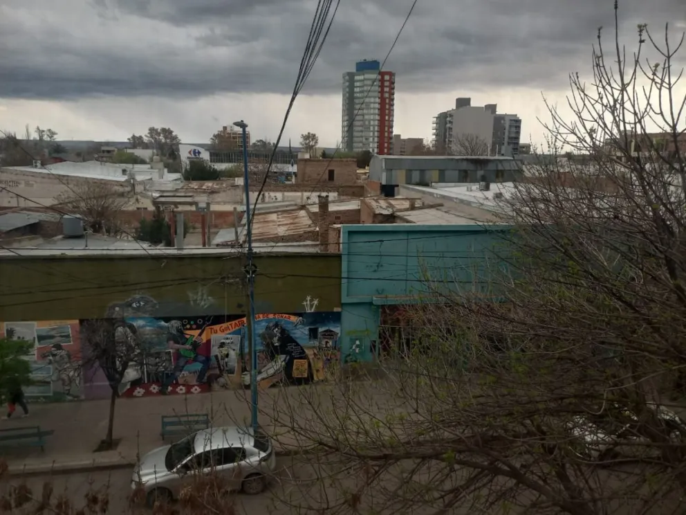 Para hoy se espera una mínima de 7° C y una máxima de 21° C. (Foto Tania Domenicucci)