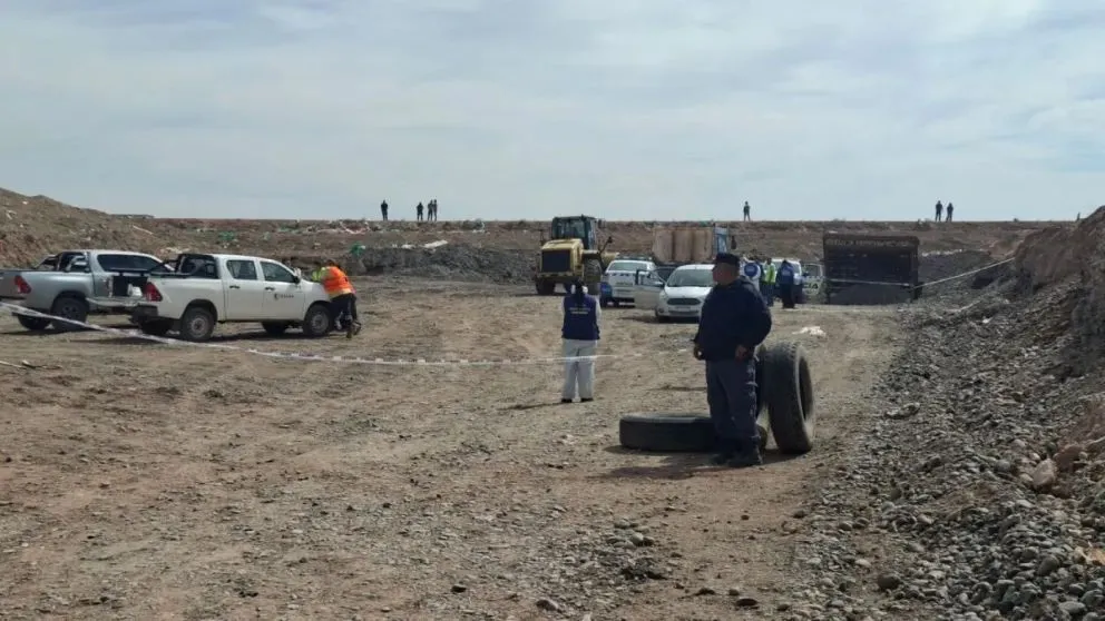 Personal de una empresa privada que realiza tareas de extracción de áridos en una cantera encontró el cuerpo de una mujer. Foto (Cipo360)