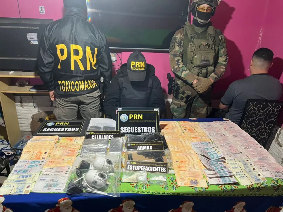 La Fiscalía Federal dispuso la imputación de cuatro personas mayores de edad por infracción a la Ley 23.737. Foto (Policía de Río Negro)