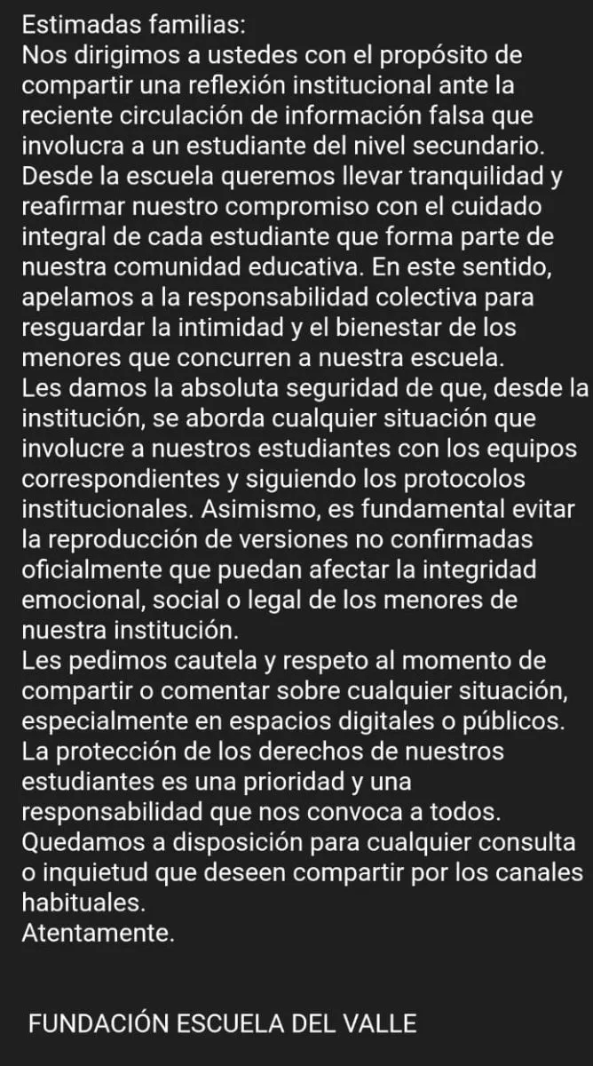 Este fue el mail enviado por las autoridades de la escuela en el presunto episodio del 30 de septiembre. Foto (Gentileza)