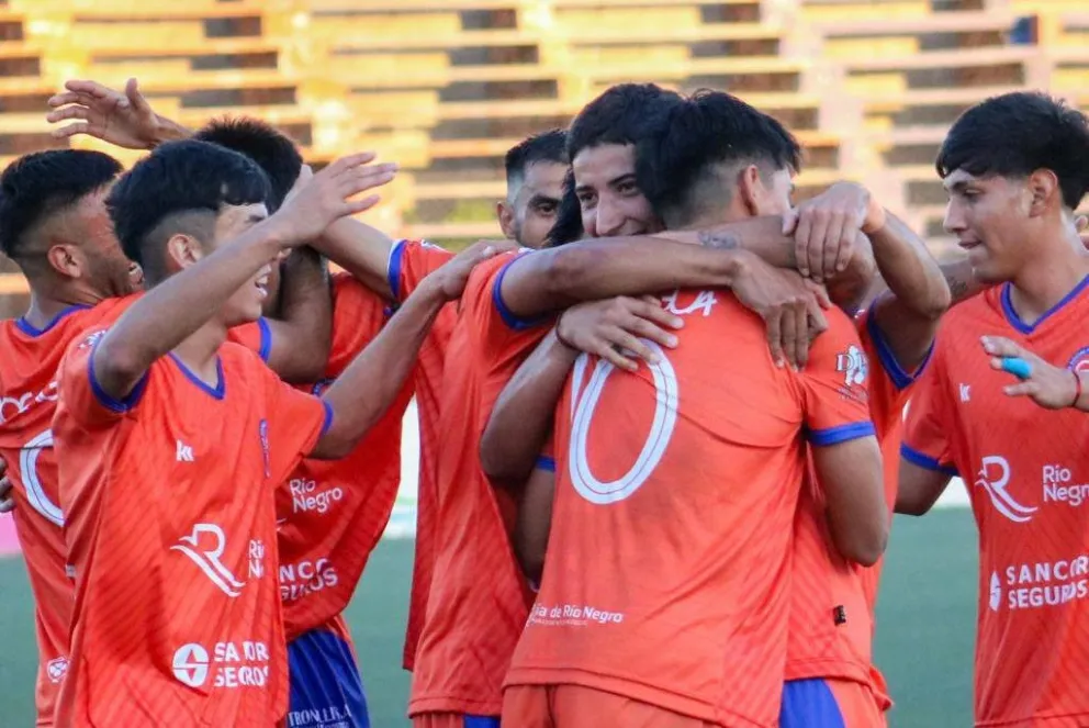 El Naranja logró hacer valer su localía y se llevó el triunfo. Foto: Deportivo Roca
