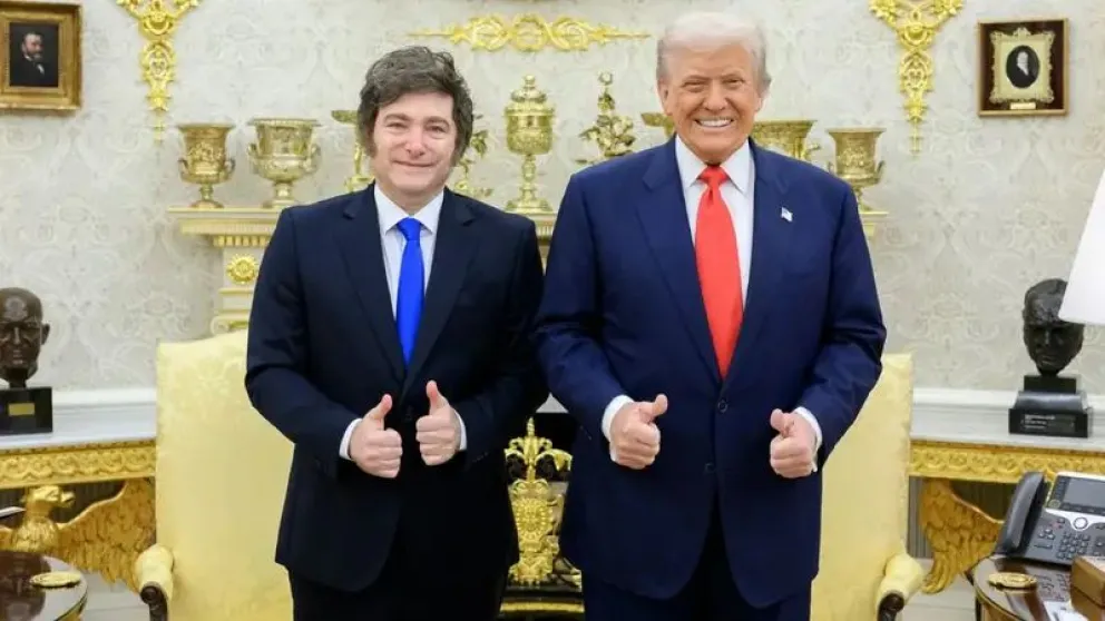 Javier Milei junto a Donald Trump. 