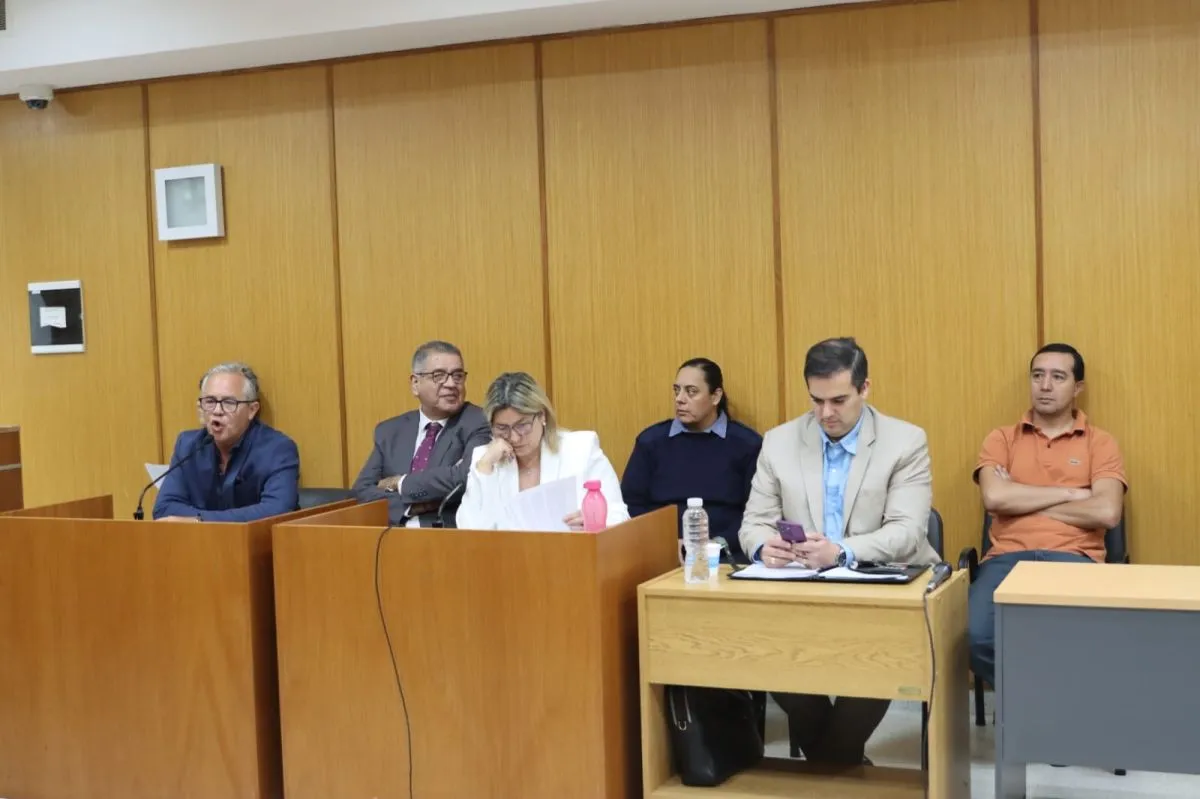 Los polic&iacute;as acusados durante la audiencia del mi&eacute;rcoles. Foto: Tania Domenicucci-ANR