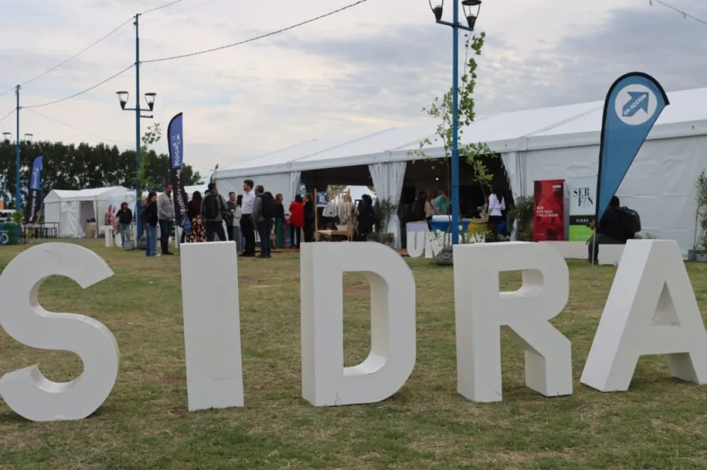 La apertura del predio del Festival de la Sidra en Roca será a las 18. Foto: Tania Domenicucci