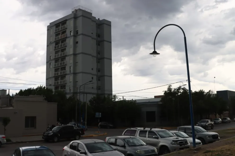 La inestabilidad climática continuará durante este martes, con probables tormentas en distintos momentos del día y ráfagas del sudoeste. Foto: Tania Domenicucci-ANR