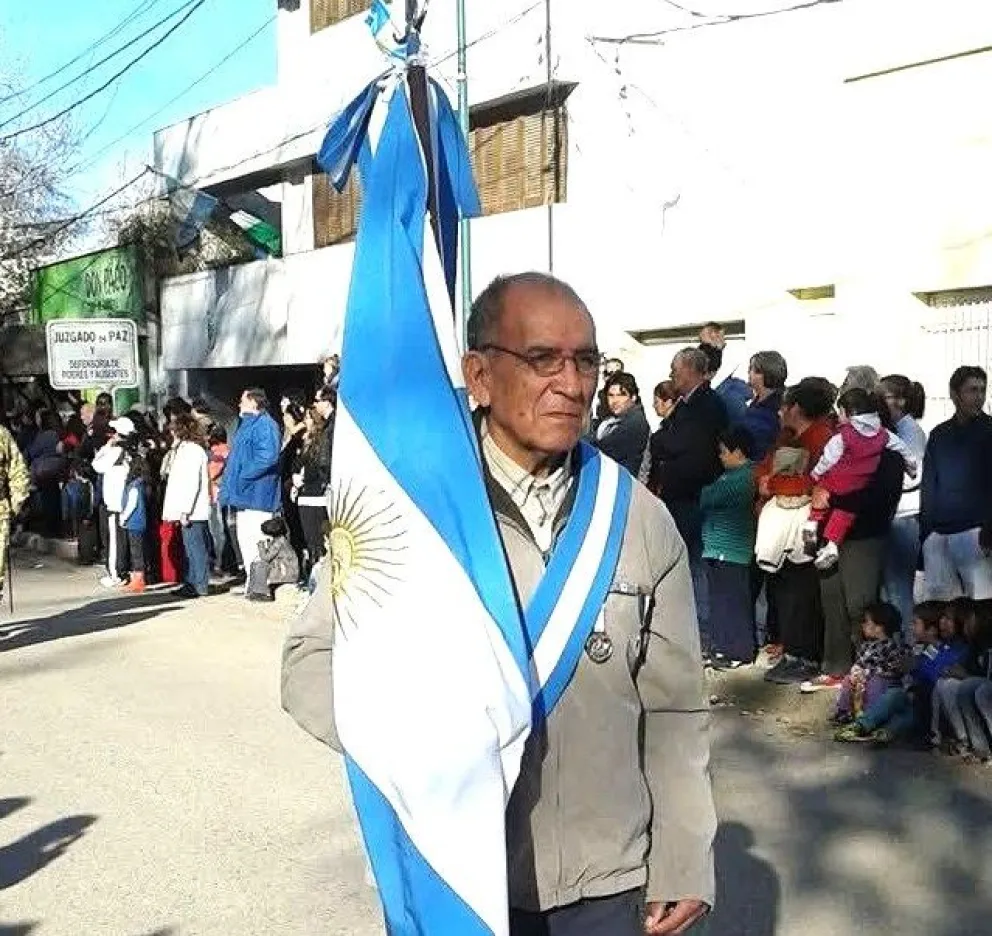 El mural de Chelo Candia en la casa de Aladino Uribe se convirtió en un punto de memoria para vecinos y vecinas de Allen, especialmente cada 2 de abril. Foto: redes