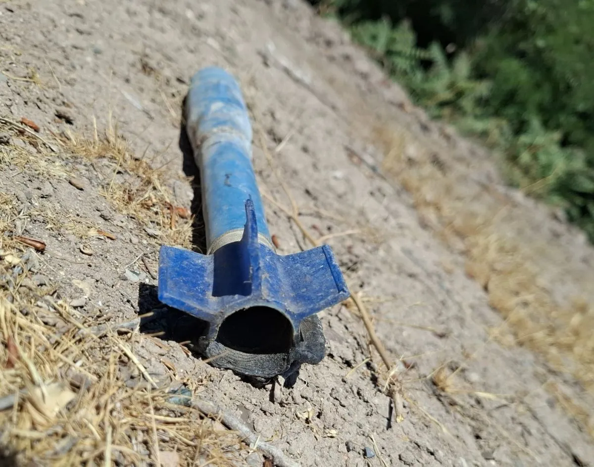 El elemento, clasificado como munici&oacute;n de arma de fuego, fue retirado y detonado de manera controlada. Foto: gentileza