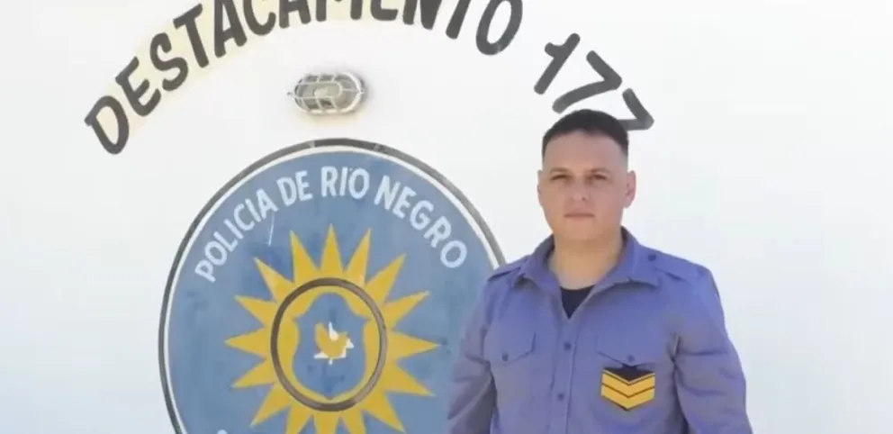 Rápidamente, el sargento tomó en brazos al pequeño Ciro y realizó la maniobra de heimlich. (Foto gentileza)
