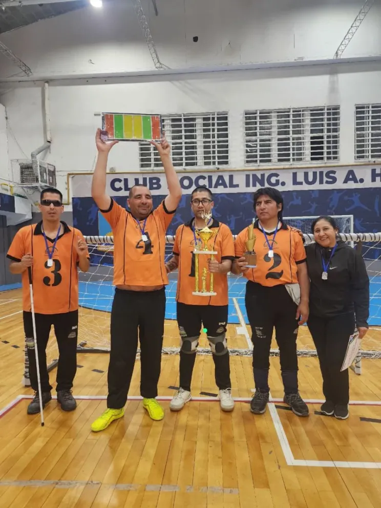 El equipo ahora se prepara para competir en Buenos Aires.