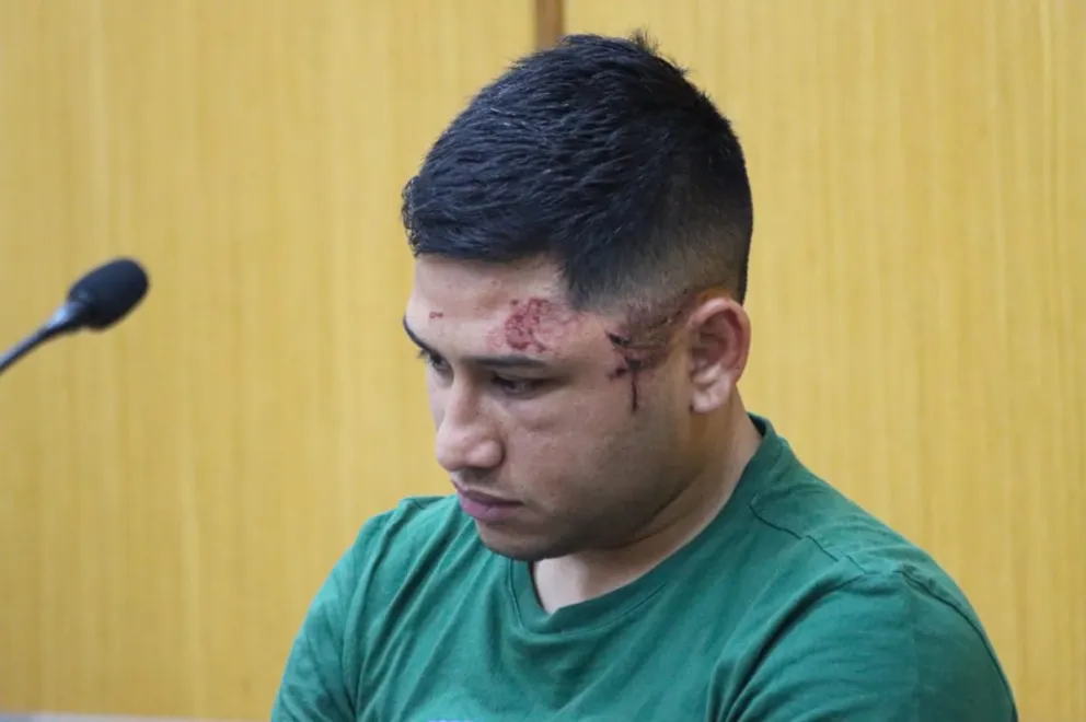 Axel Araneda, el imputado de 29 años, podría afrontar una pena de prisión efectiva por la muerte de las cuatro personas. Foto: Tania Domenicucci.
