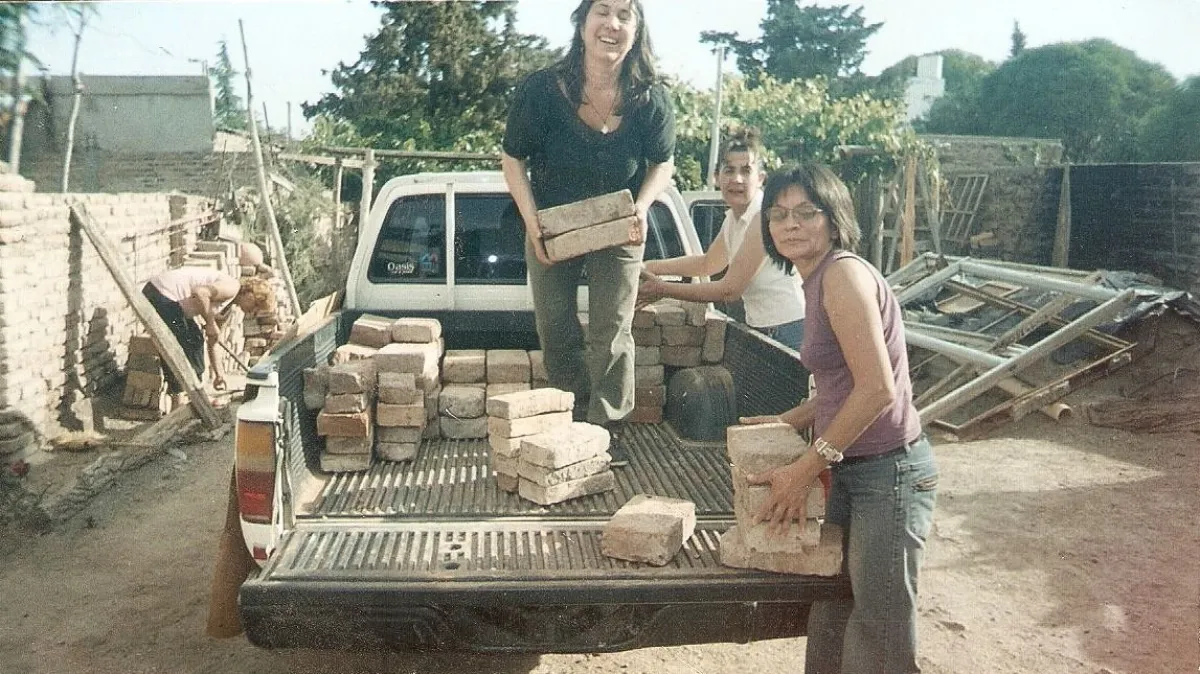 En los inicios de la construcci&oacute;n de la sede