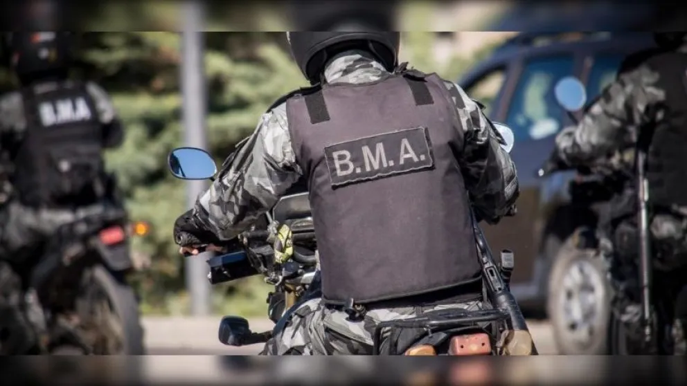 La Brigada Motorizada intervino en el hecho y detuvo a dos personas. 