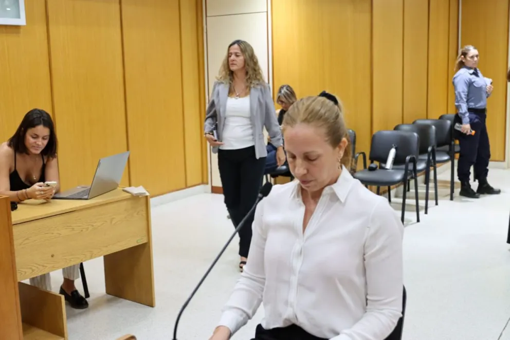 La médica intensivista Danisa Chagalj declaró este viernes en el tercer día del juicio, que tiene como único imputado al médico anestesiólogo Mauricio Atencio Krausse. Foto: Tania Domenicucci-ANR
