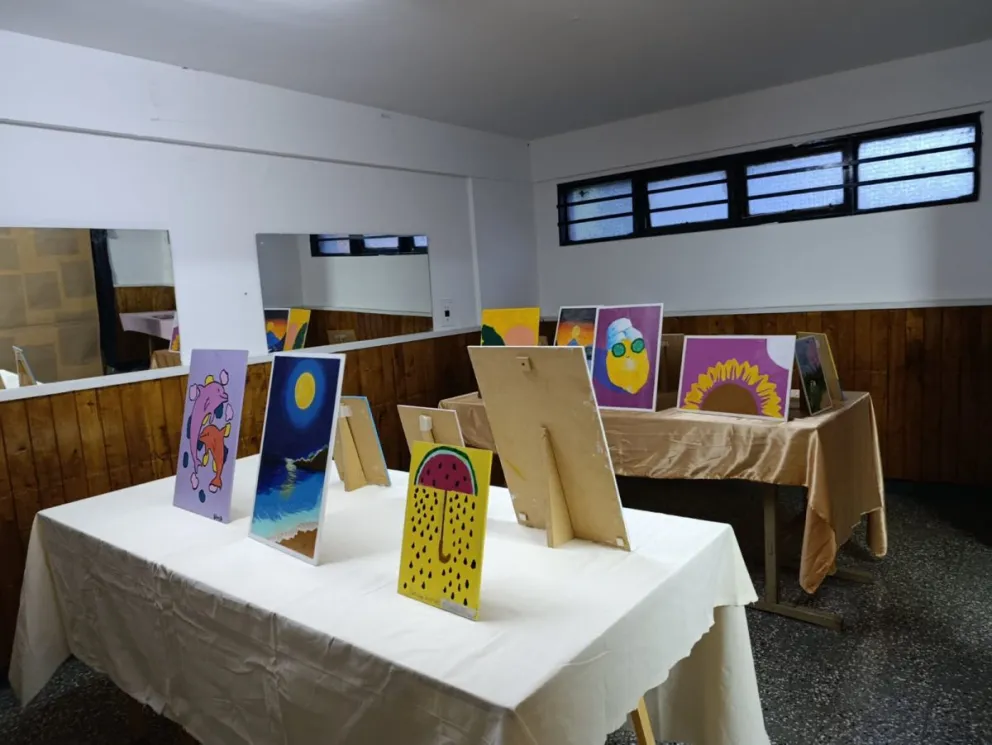 En imágenes: los vecinos de las 500 viviendas cerraron sus talleres anuales a todo color