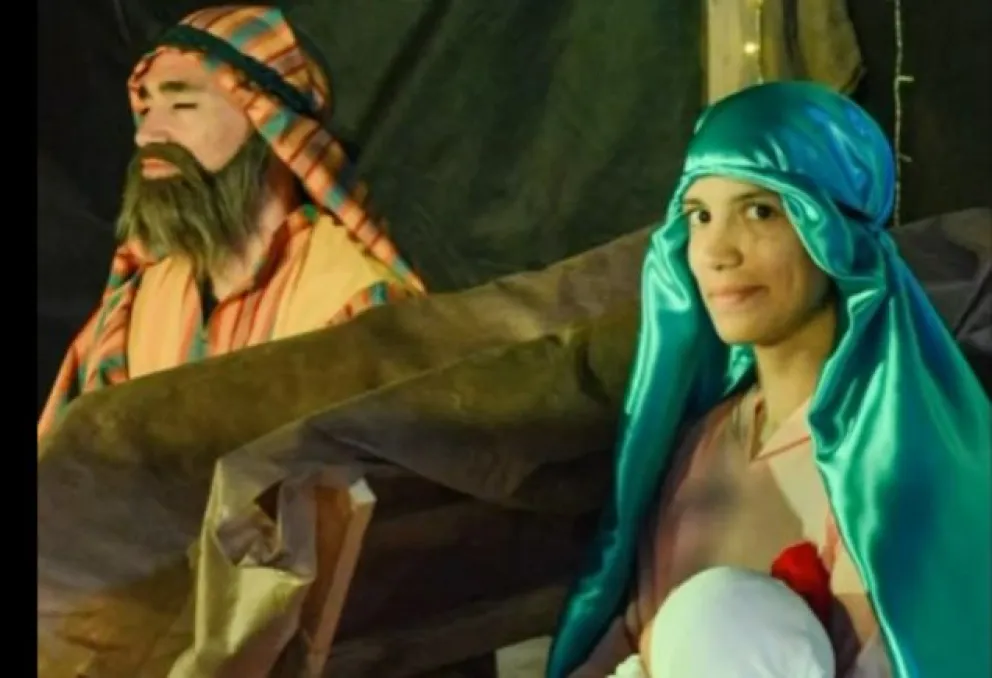 La obra contará con música en vivo, sorteos y cajas navideñas. Foto: gentileza