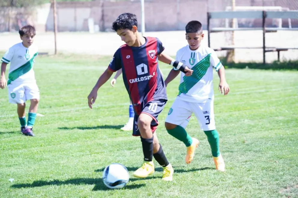 Hace un año y medio Brahian es jugador de Argentinos del Norte, lugar donde Boca Juniors realizó las pruebas. Foto: Gentileza